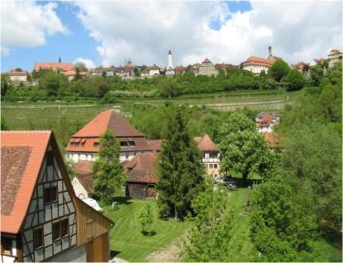 Herrnmuehle - Pension & Ferienwohnungen Ротенбург об дер Таубер Екстериор снимка